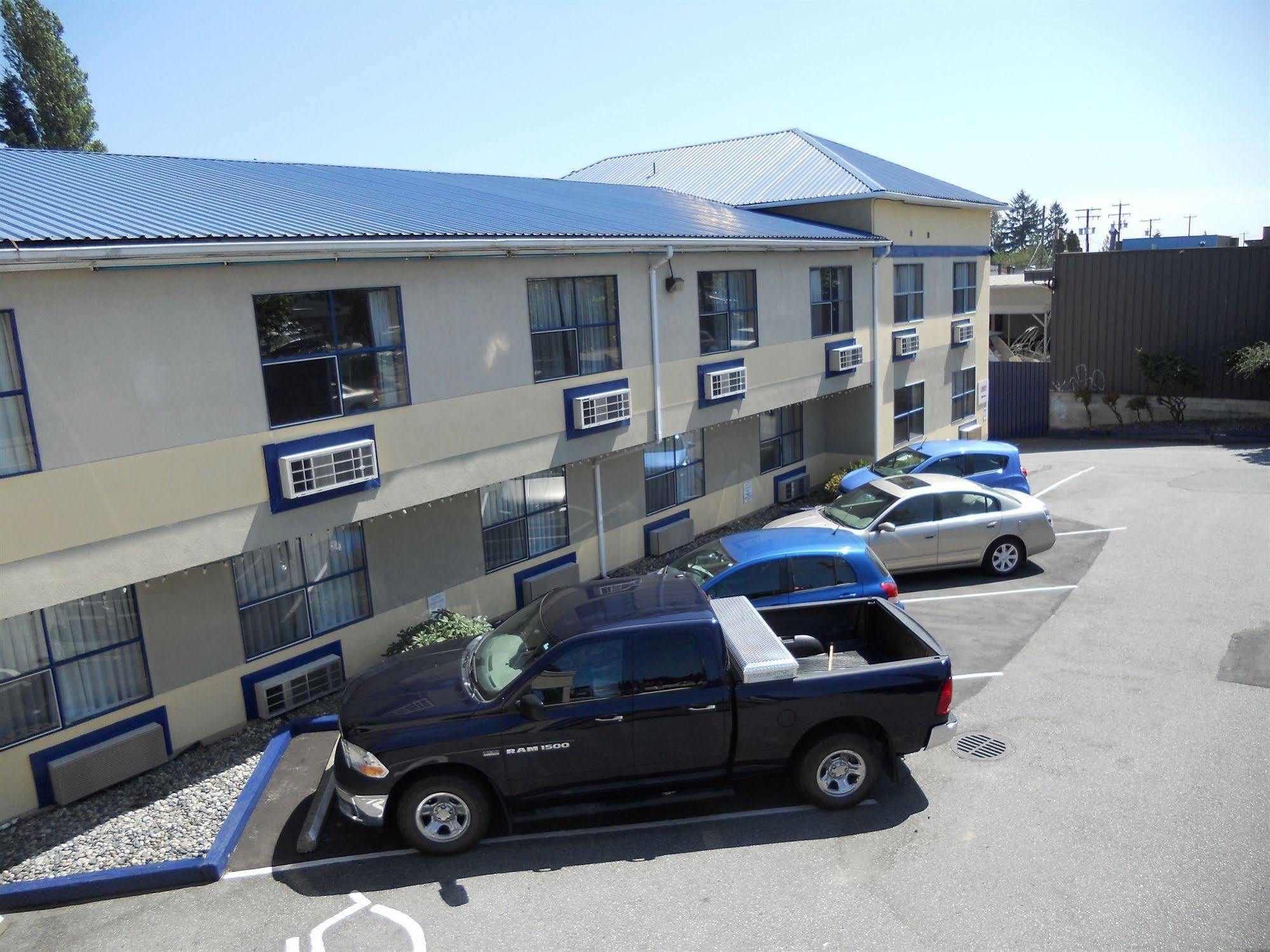Happy Day Inn Burnaby Buitenkant foto